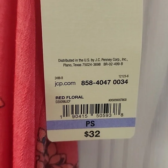 Summer Floral Tank. NWT - Picture 4 of 5